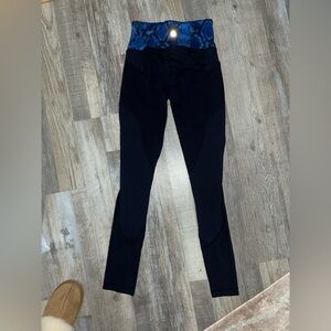 Lulu leggings Black and Blue